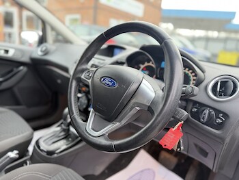 Used Ford Fiesta 2015 for sale - 77584166: Photo