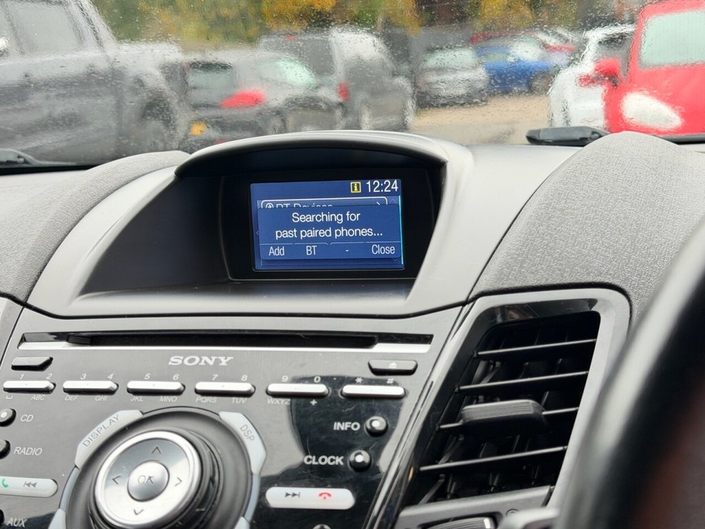 Used Ford Fiesta 2015 for sale - 76559320: Photo 32