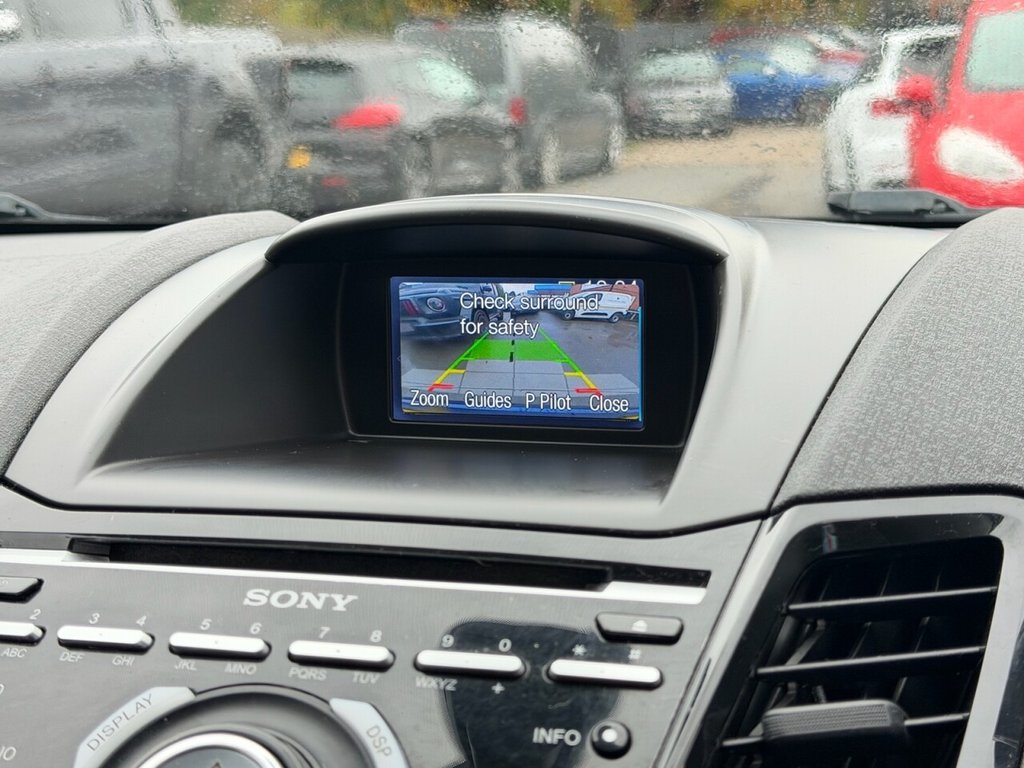 Used Ford Fiesta 2015 for sale - 76559320: Photo 33