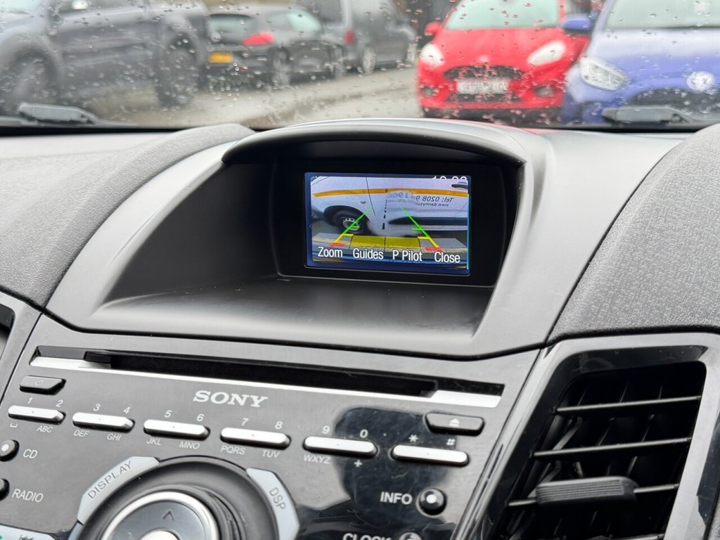 Used Ford Fiesta 2015 for sale - 76559320: Photo 41