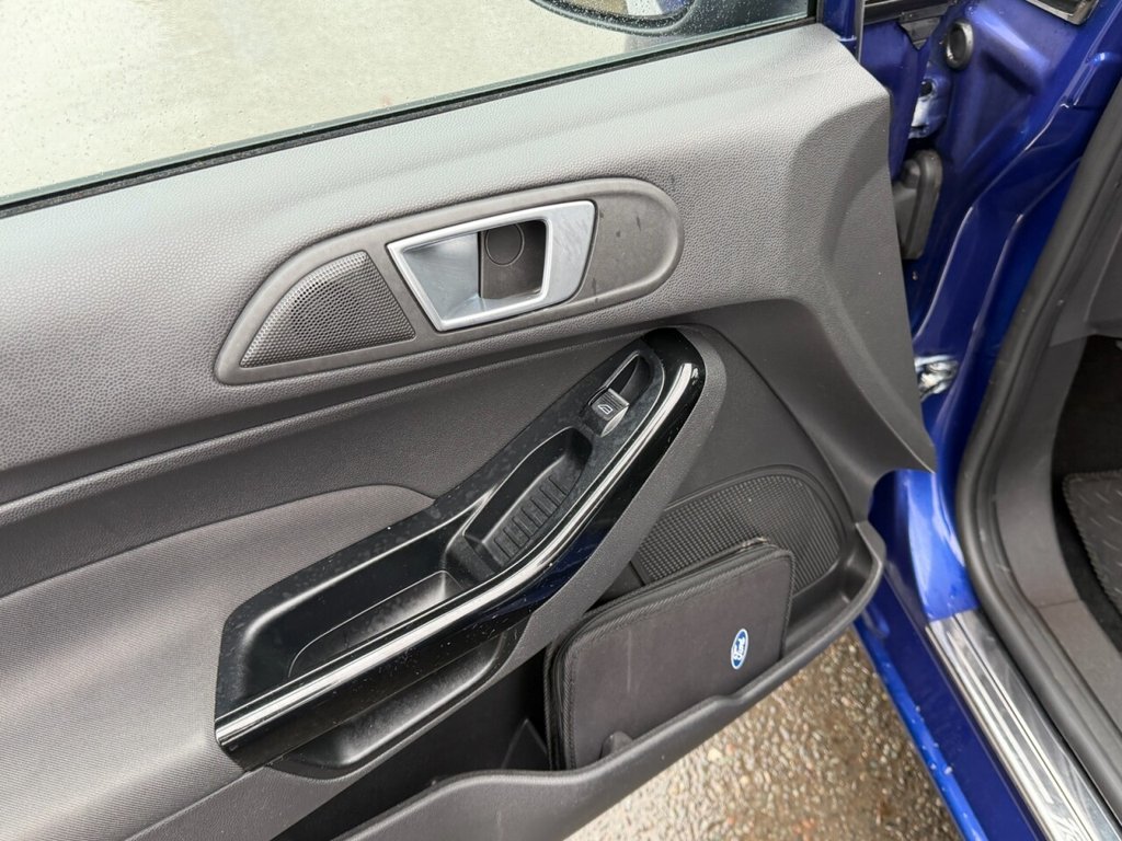 Used Ford Fiesta 2015 for sale - 76559320: Photo 45