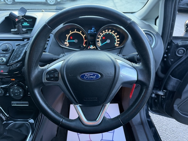 Used Ford Fiesta 2013 for sale - 77363207: Photo 25