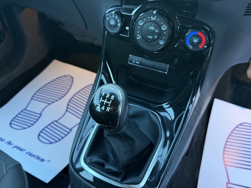 Used Ford Fiesta 2013 for sale - 77363207: Photo 32