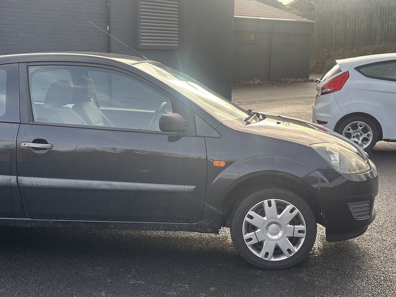 Used Ford Fiesta 2006 for sale - 77379206: Photo 2