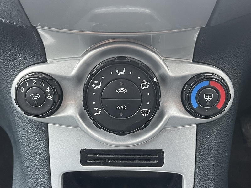 Used Ford Fiesta 2009 for sale - 77351212: Photo 20