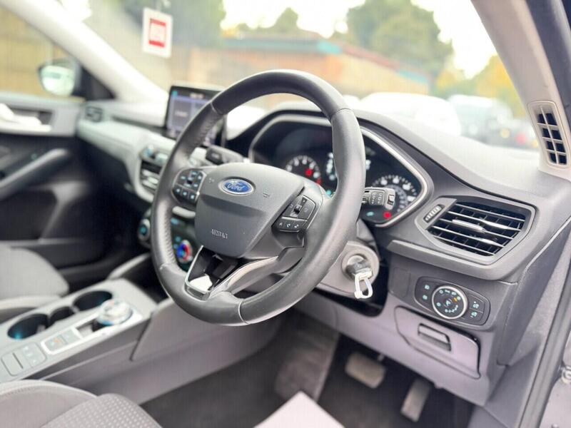 Used Ford Focus 2019 for sale - 77149420: Photo 3