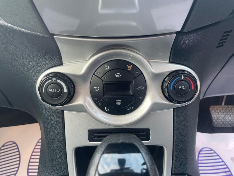 Used Ford Fiesta 2009 for sale - 77276893: Photo 28