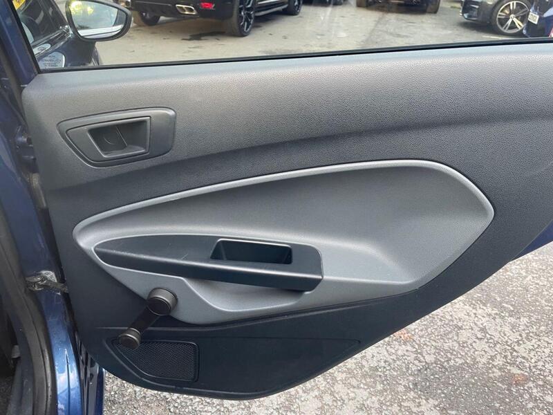 Used Ford Fiesta 2009 for sale - 77276893: Photo 41