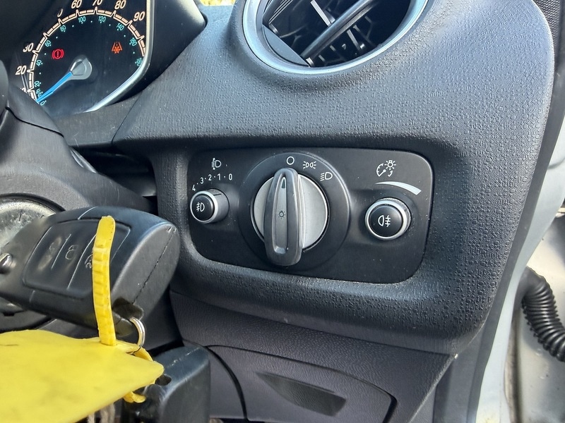 Used Ford Fiesta 2013 for sale - 77149359: Photo 17