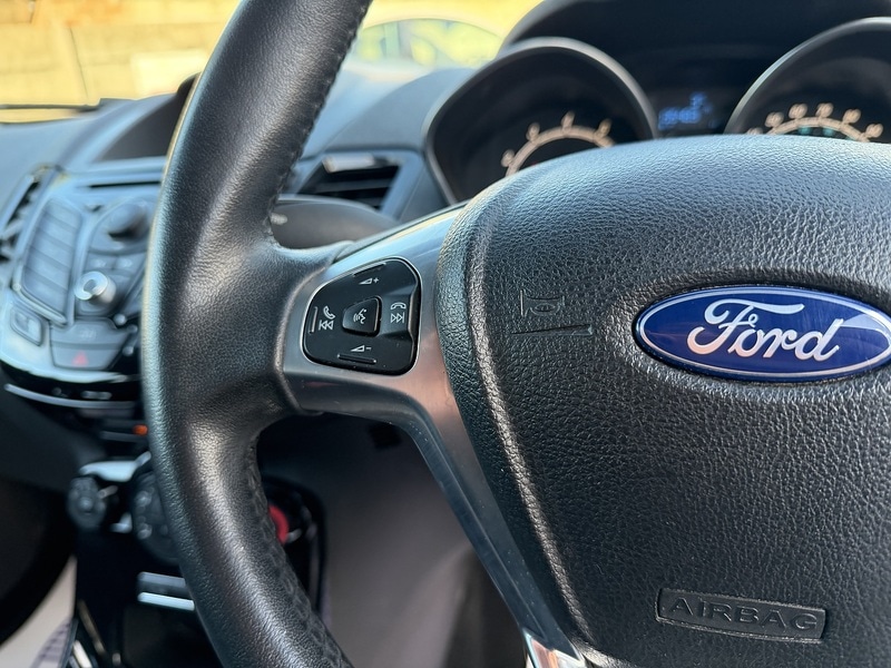 Used Ford Fiesta 2013 for sale - 77149359: Photo 18