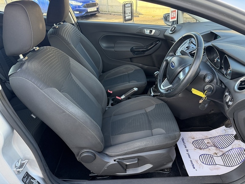 Used Ford Fiesta 2013 for sale - 77149359: Photo 31