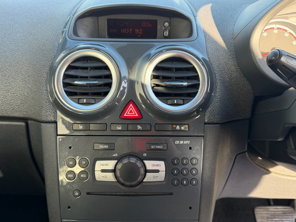 Used Vauxhall Corsa 2011 for sale - 76934581: Photo 32