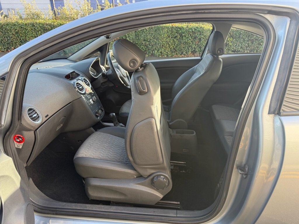 Used Vauxhall Corsa 2011 for sale - 76934581: Photo 42
