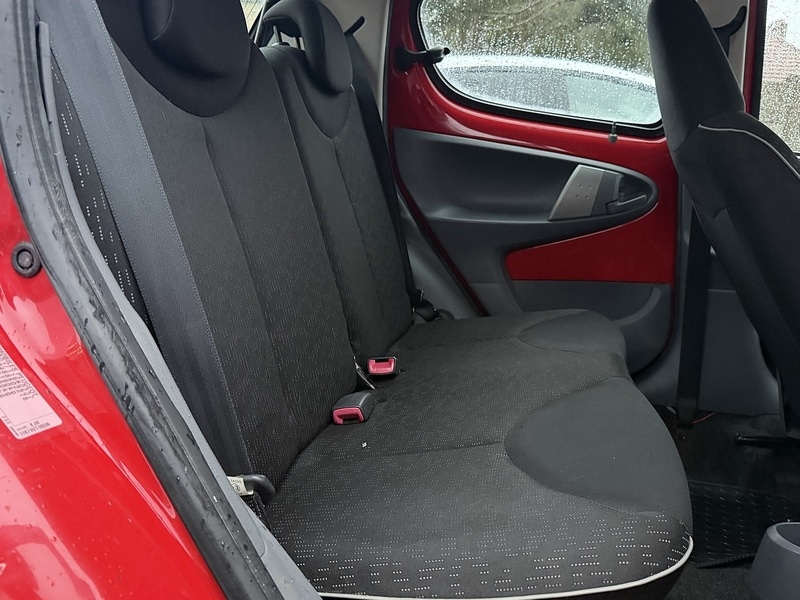 Used Peugeot 107 2011 for sale - 77149287: Photo 31