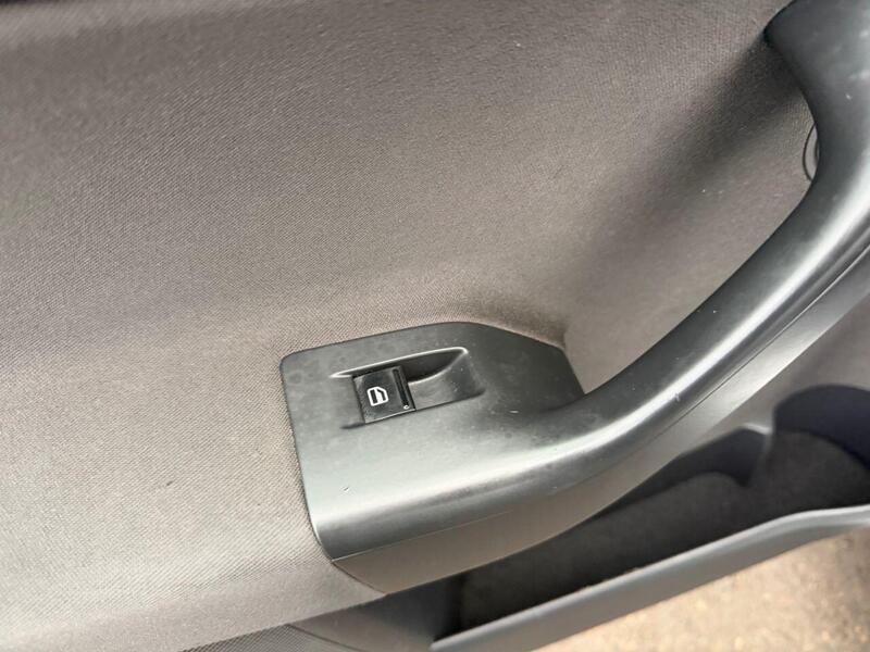 Used Volkswagen Golf Plus 2011 for sale - 77276895: Photo 20