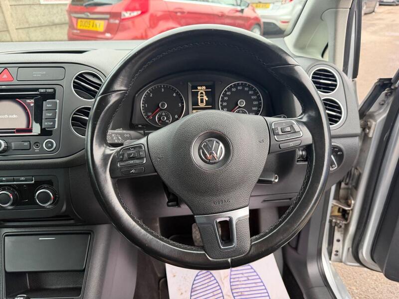 Used Volkswagen Golf Plus 2011 for sale - 77276895: Photo 32