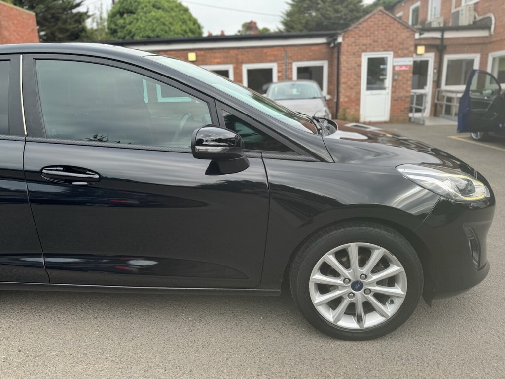 Used Ford Fiesta 2017 for sale - 76256013: Photo 11