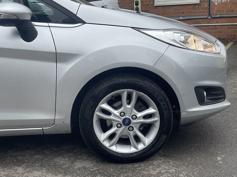 Used Ford Fiesta 2014 for sale - 77335650: Photo 11