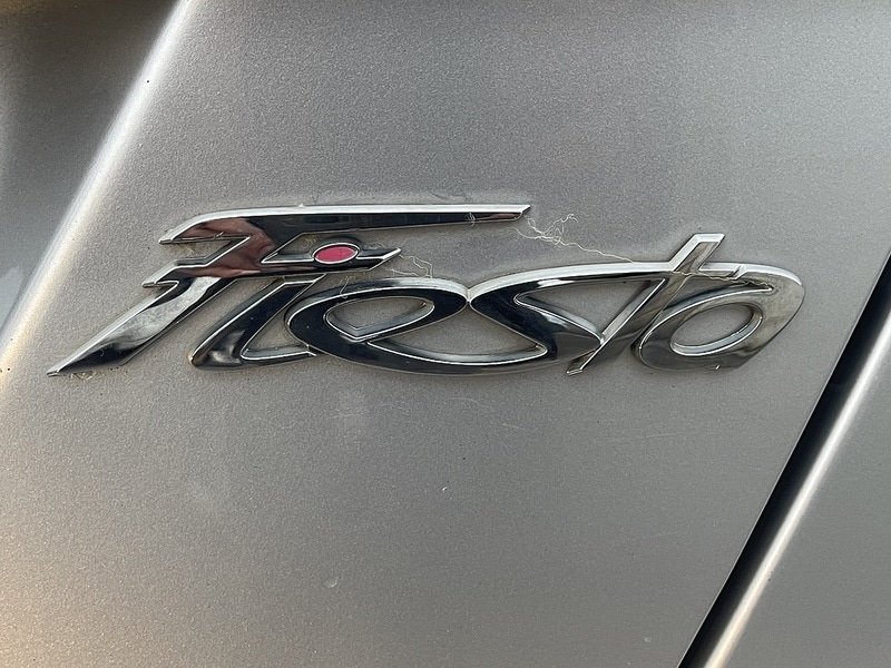 Used Ford Fiesta 2014 for sale - 77335650: Photo 15