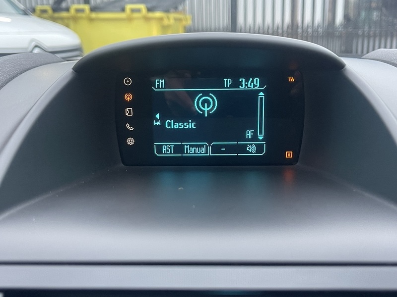 Used Ford Fiesta 2014 for sale - 77335650: Photo 30