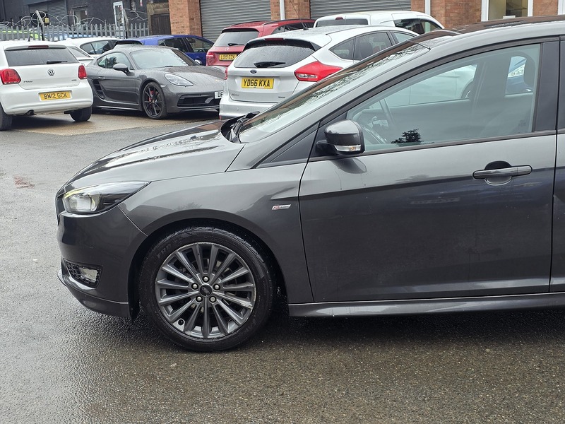 Used Ford Focus 2017 for sale - 77700802: Photo 28