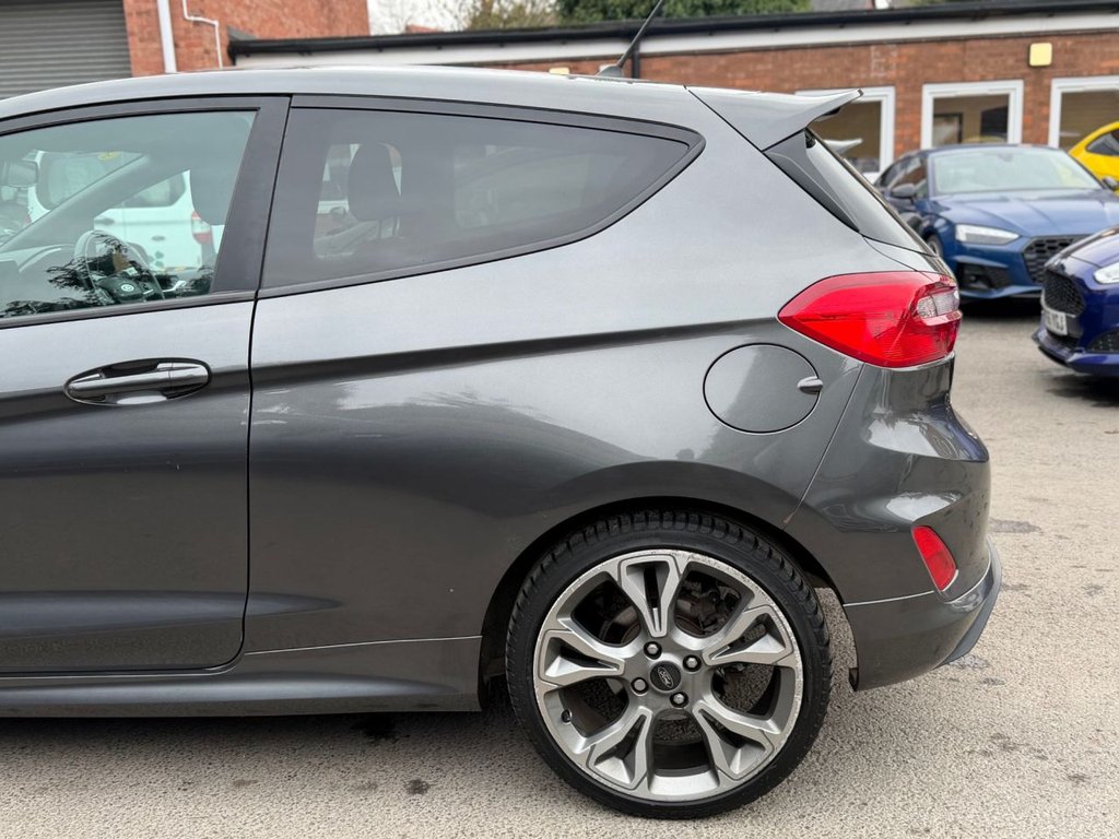 Used Ford Fiesta 2018 for sale - 76509895: Photo 11