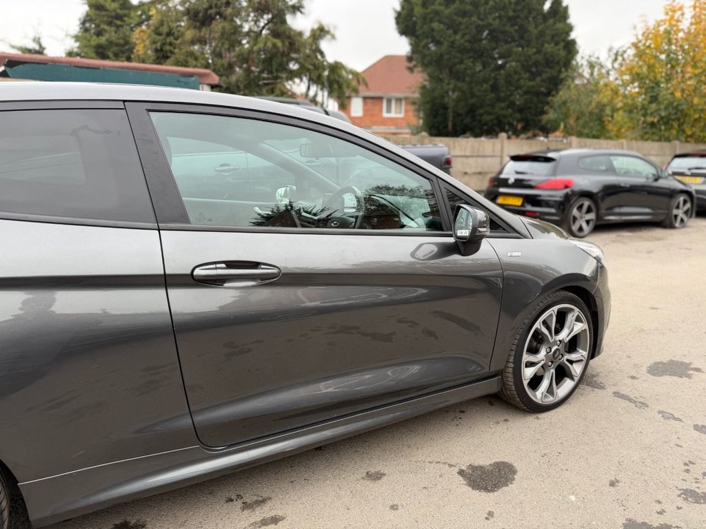 Used Ford Fiesta 2018 for sale - 76509895: Photo 6