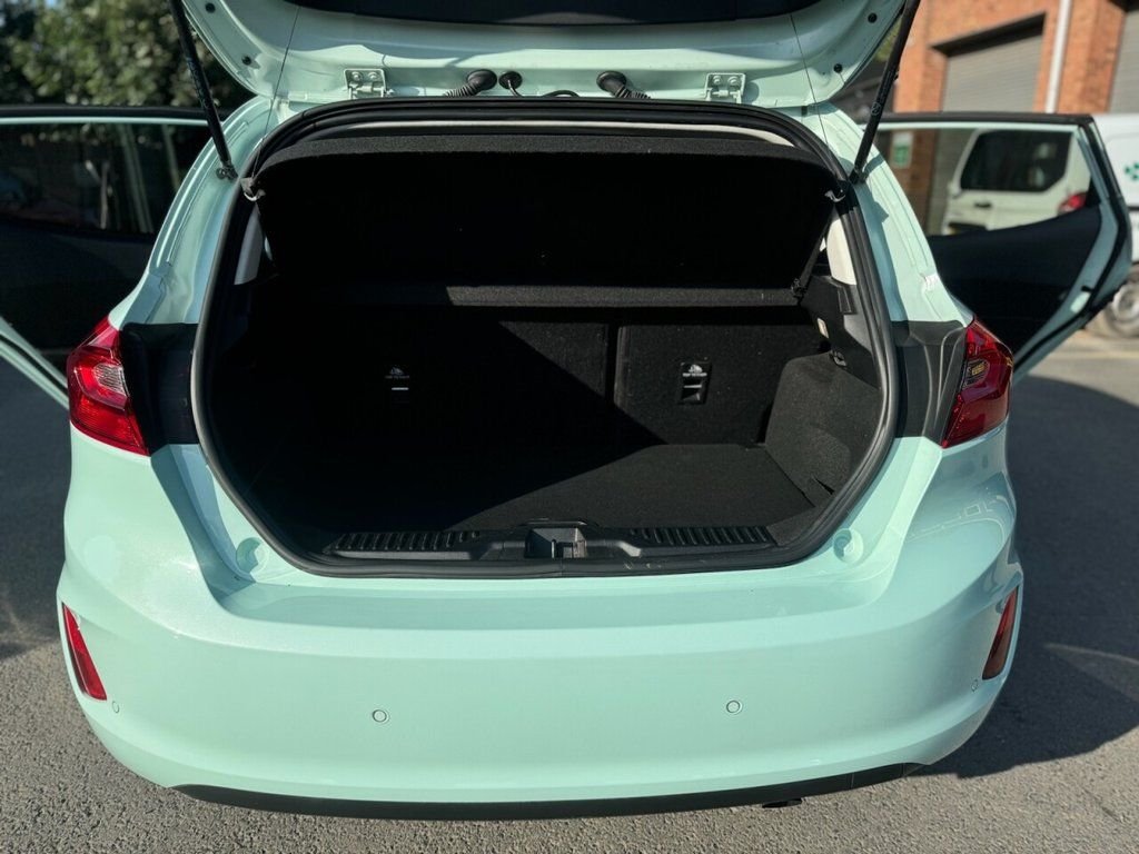 Used Ford Fiesta 2017 for sale - 76582519: Photo 17