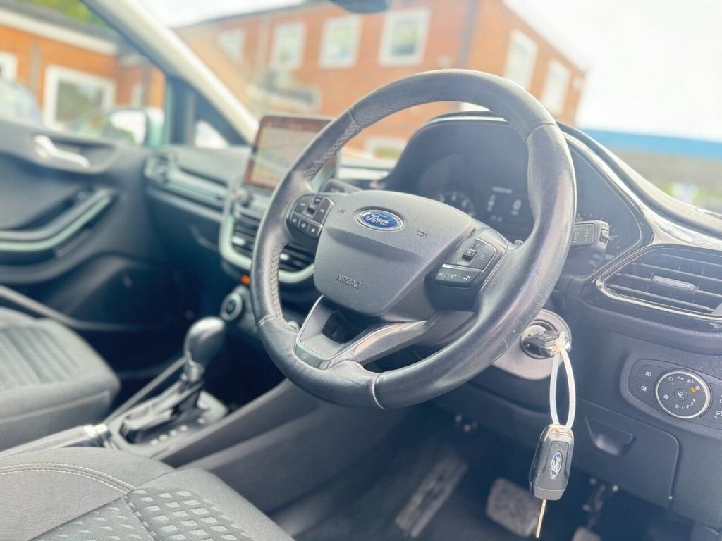 Used Ford Fiesta 2017 for sale - 76582519: Photo 47