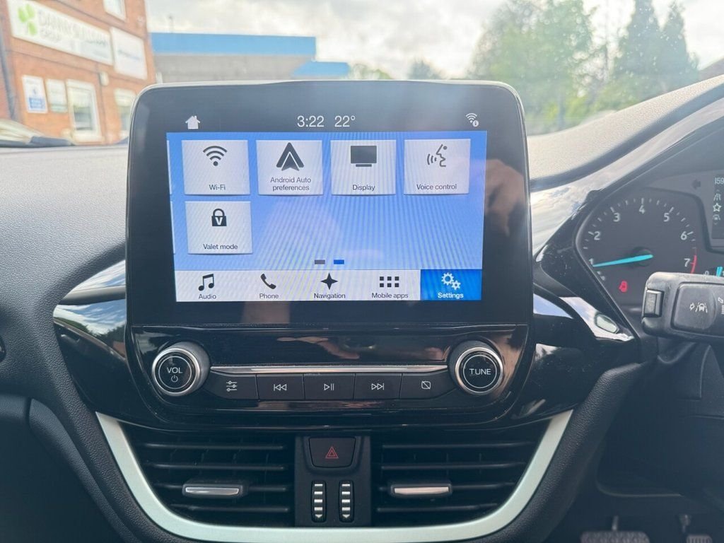 Used Ford Fiesta 2017 for sale - 76582519: Photo 5