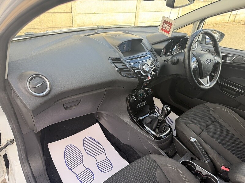 Used Ford Fiesta 2015 for sale - 78139781: Photo 24