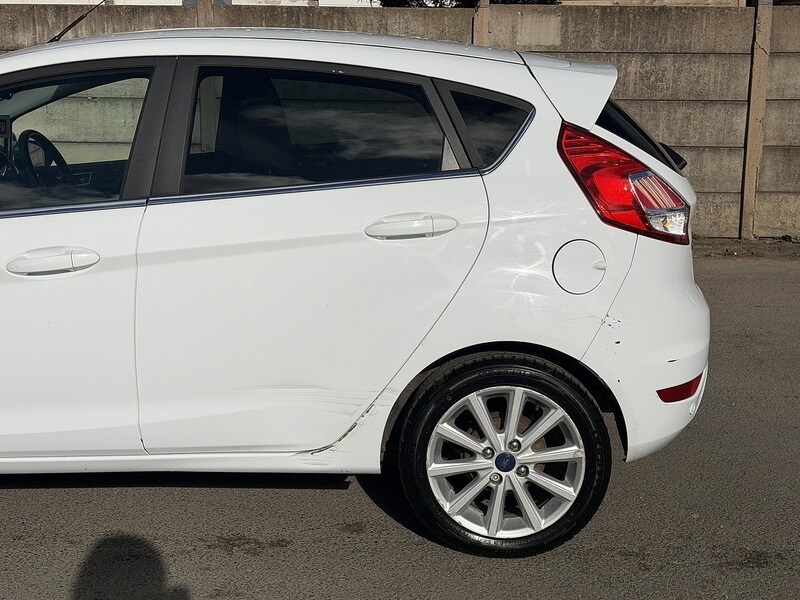 Used Ford Fiesta 2015 for sale - 78139781: Photo 30