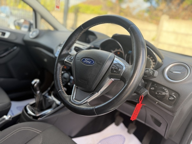 Used Ford Fiesta 2015 for sale - 78139781: Photo 4