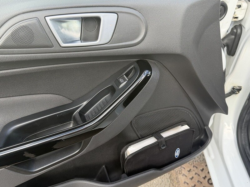 Used Ford Fiesta 2015 for sale - 78139781: Photo 42