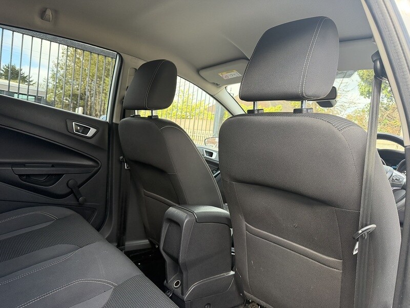 Used Ford Fiesta 2015 for sale - 78139781: Photo 45