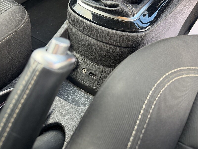 Used Ford Fiesta 2015 for sale - 78139781: Photo 48