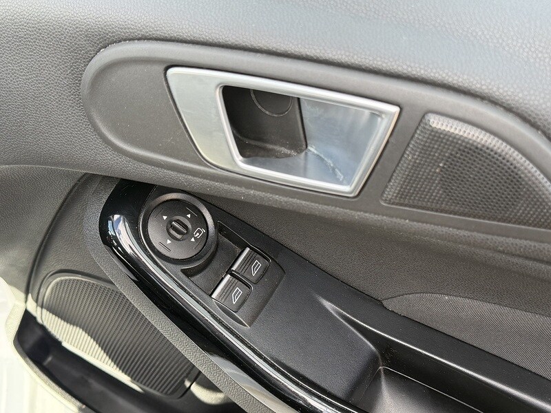Used Ford Fiesta 2015 for sale - 78139781: Photo 59