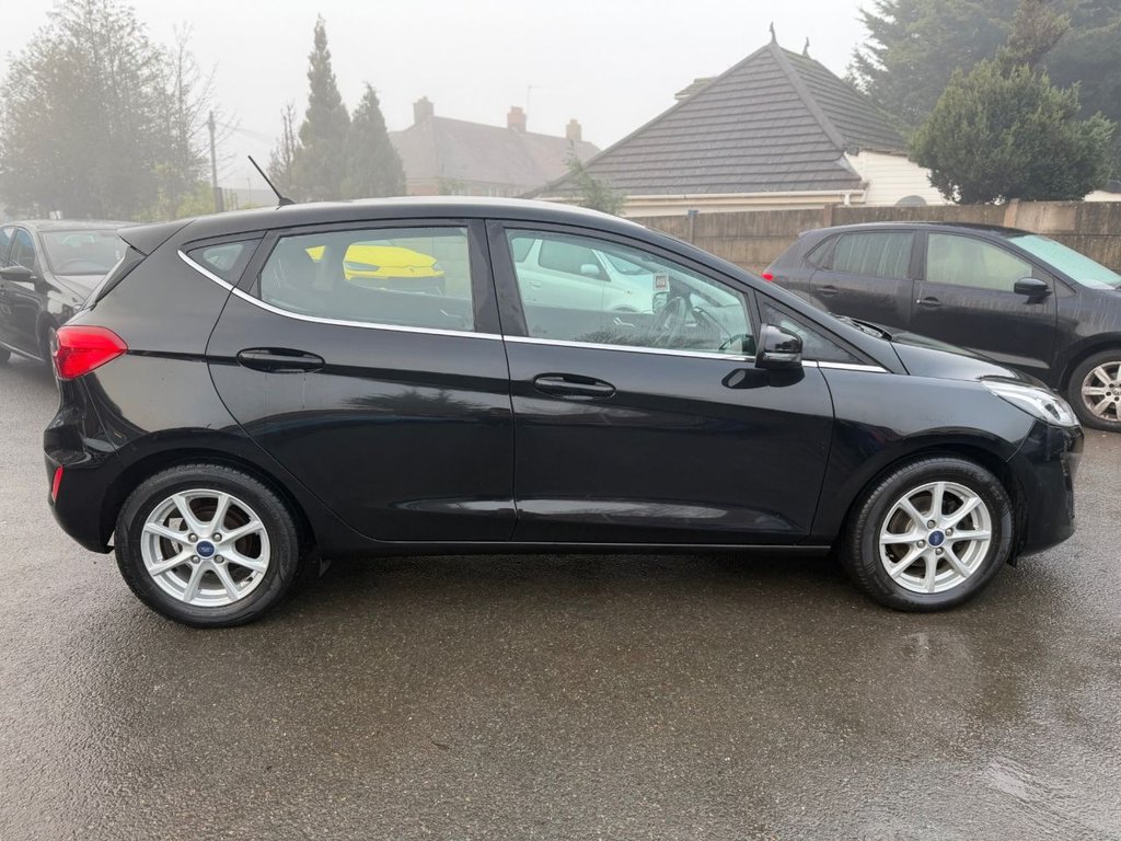 Used Ford Fiesta 2017 for sale - 76934479: Photo 12