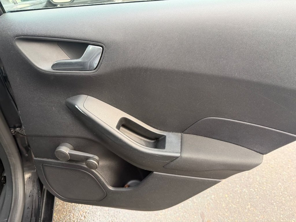 Used Ford Fiesta 2017 for sale - 76934479: Photo 31