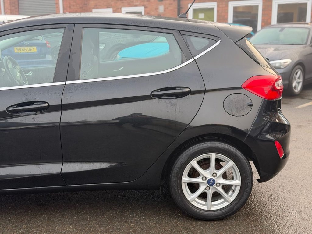 Used Ford Fiesta 2017 for sale - 76934479: Photo 6