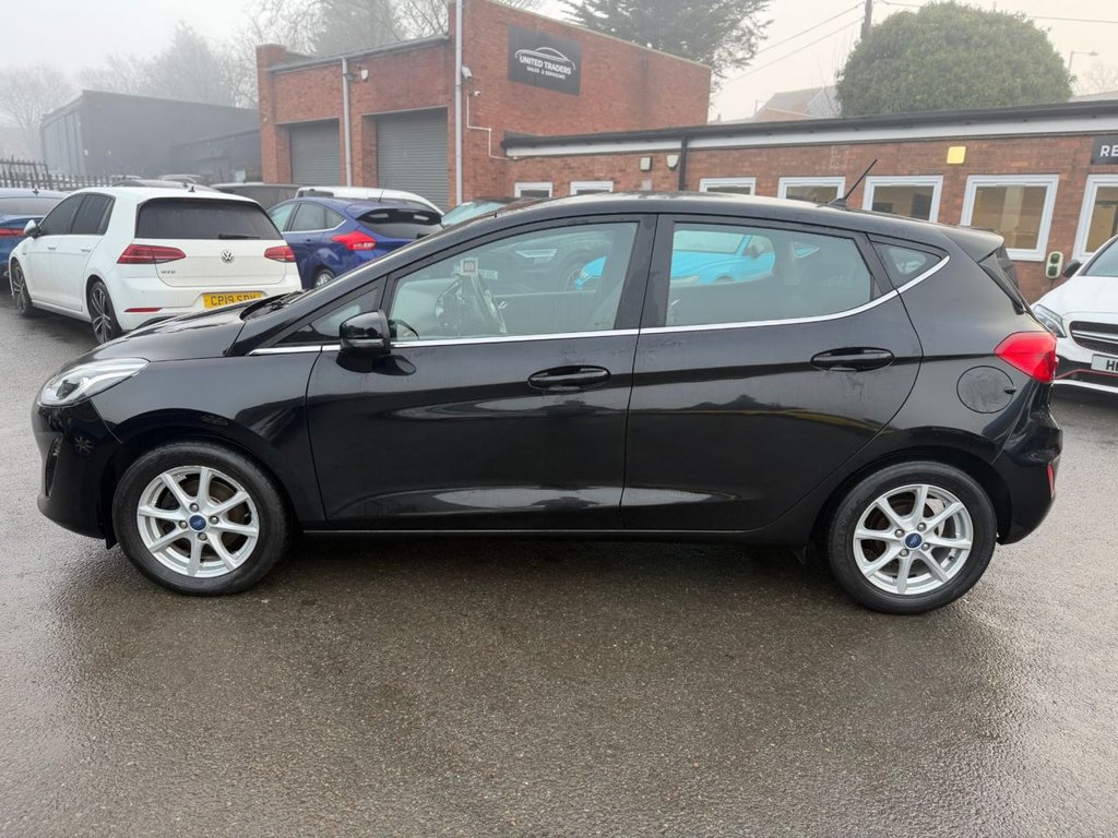 Used Ford Fiesta 2017 for sale - 76934479: Photo 8