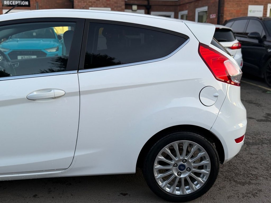 Used Ford Fiesta 2013 for sale - 76632583: Photo 17