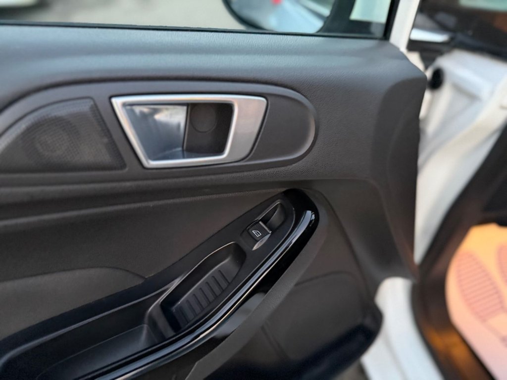 Used Ford Fiesta 2013 for sale - 76632583: Photo 23