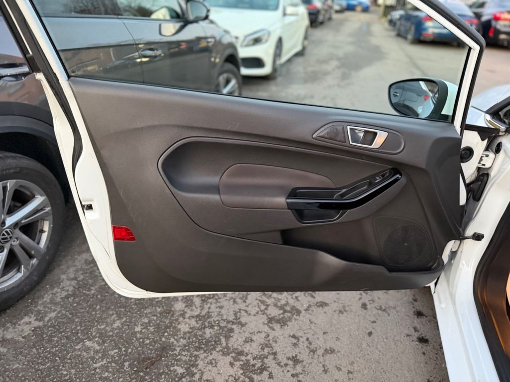 Used Ford Fiesta 2013 for sale - 76632583: Photo 24