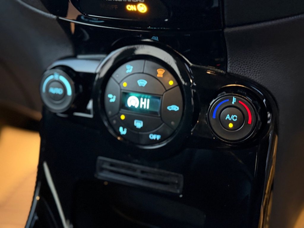 Used Ford Fiesta 2013 for sale - 76632583: Photo 32