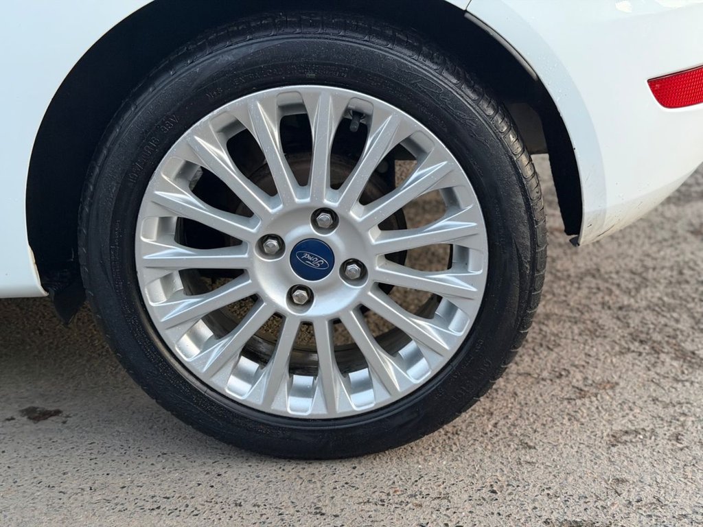 Used Ford Fiesta 2013 for sale - 76632583: Photo 38