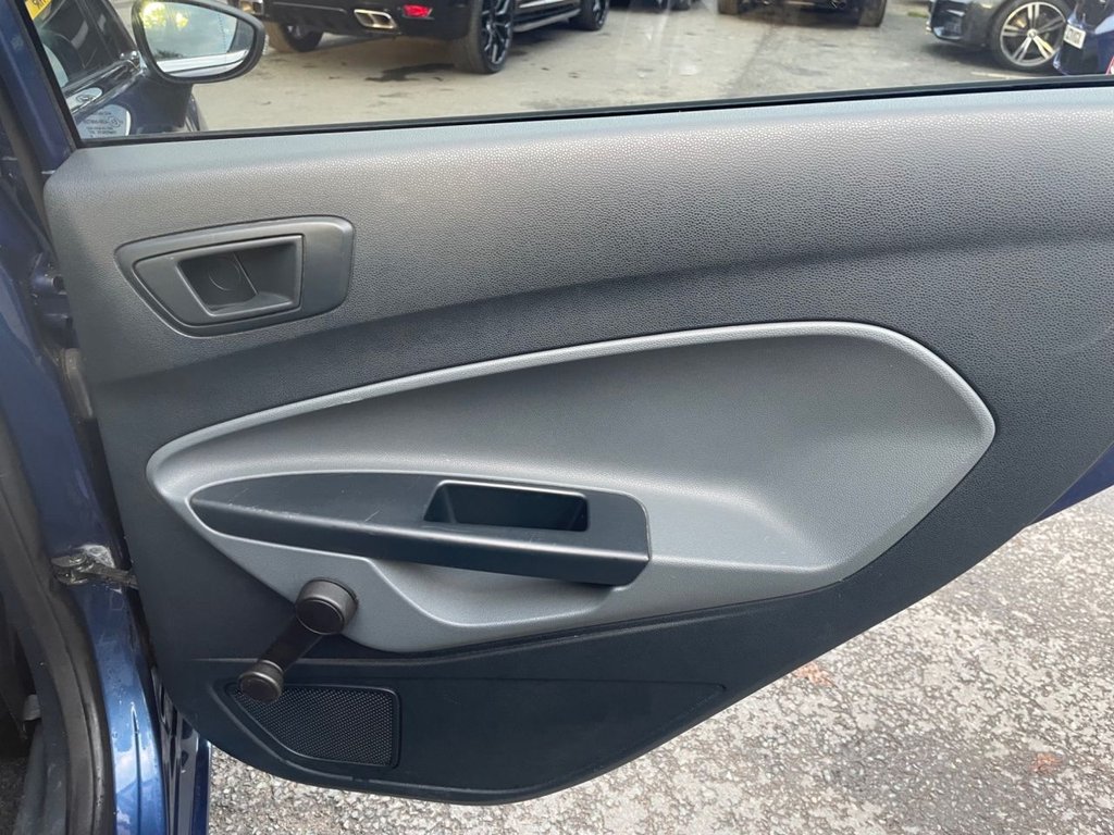 Used Ford Fiesta 2009 for sale - 76617803: Photo 37