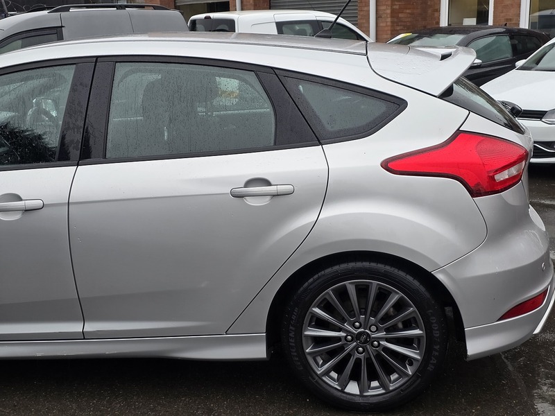 Used Ford Focus 2017 for sale - 77208562: Photo 19