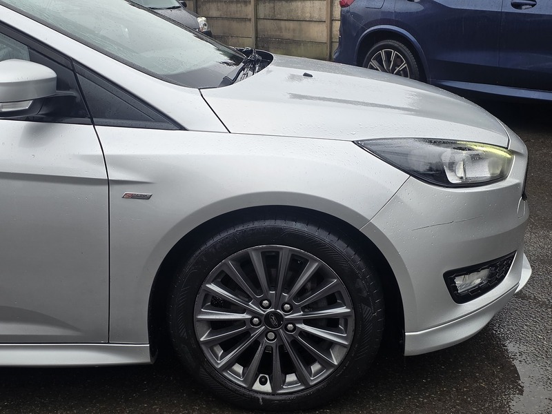 Used Ford Focus 2017 for sale - 77208562: Photo 2