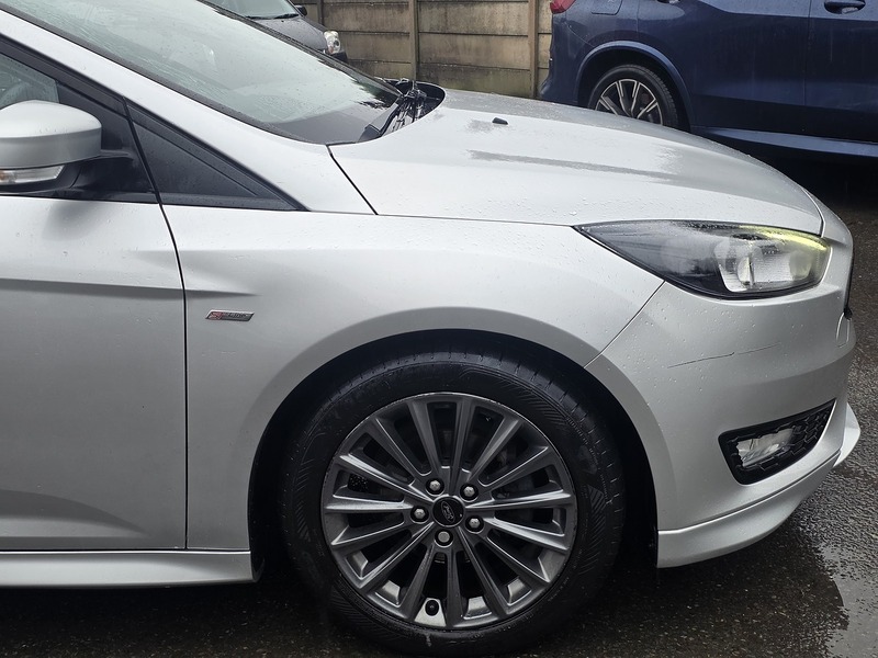 Used Ford Focus 2017 for sale - 77208562: Photo 3